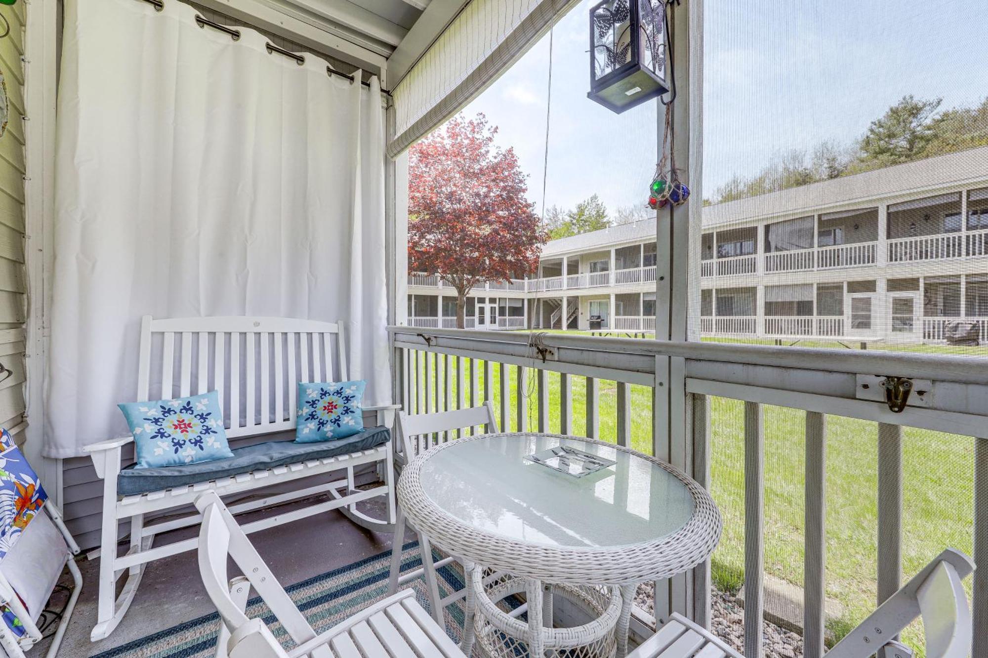 Quaint Condo In Wells With Community Indoor Pool! Eksteriør billede