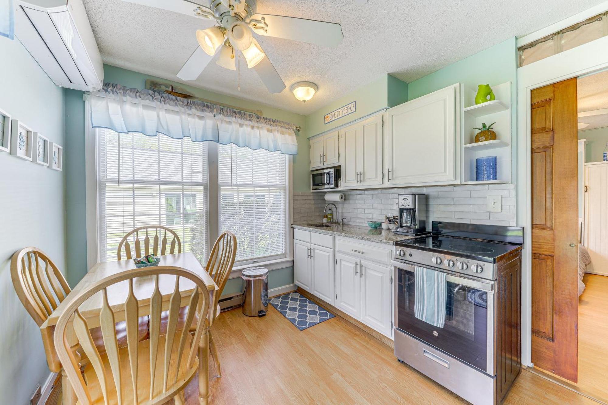 Quaint Condo In Wells With Community Indoor Pool! Eksteriør billede