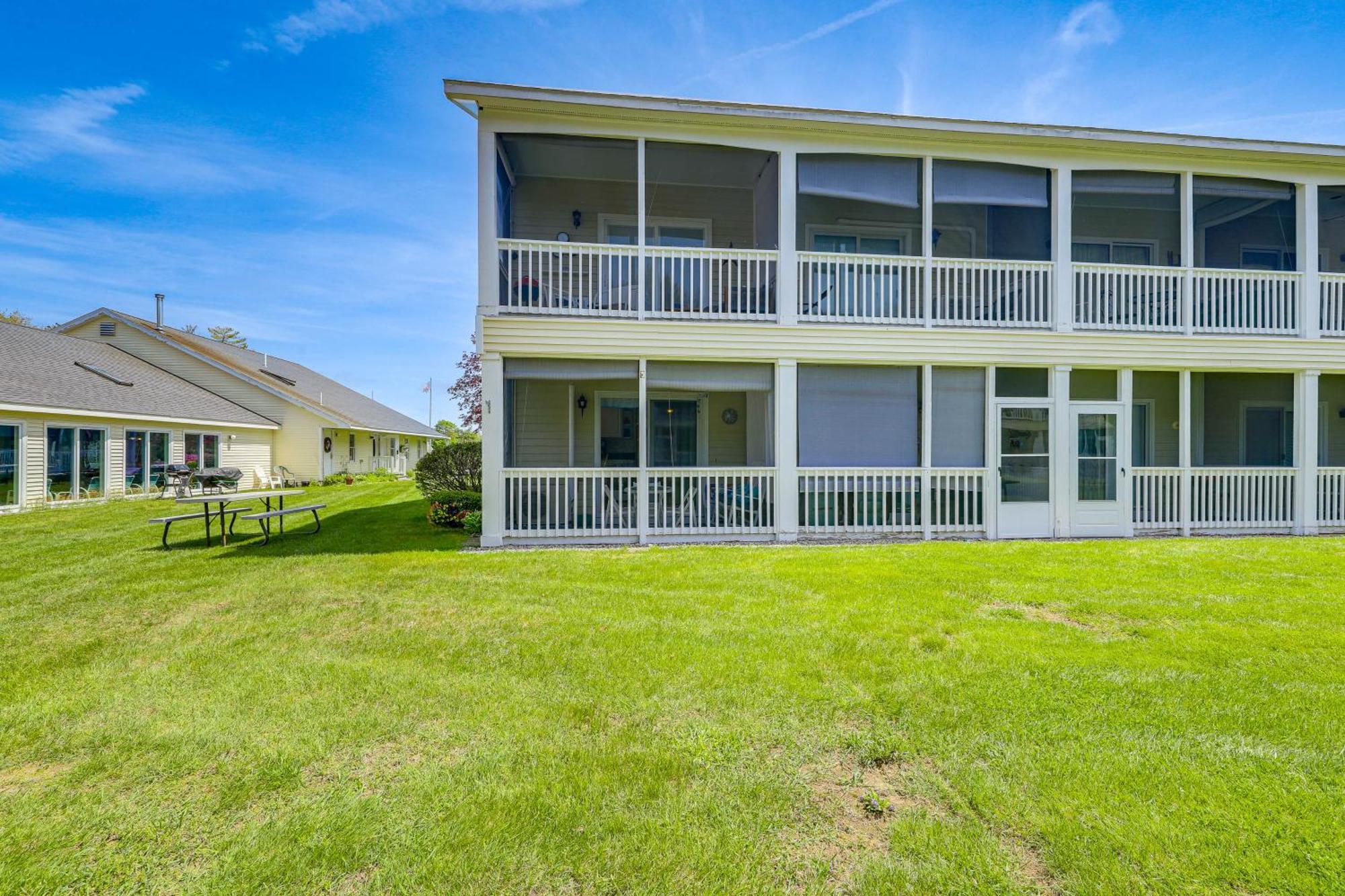 Quaint Condo In Wells With Community Indoor Pool! Eksteriør billede